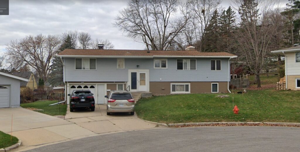 832 15th St NW, Rochester, MN